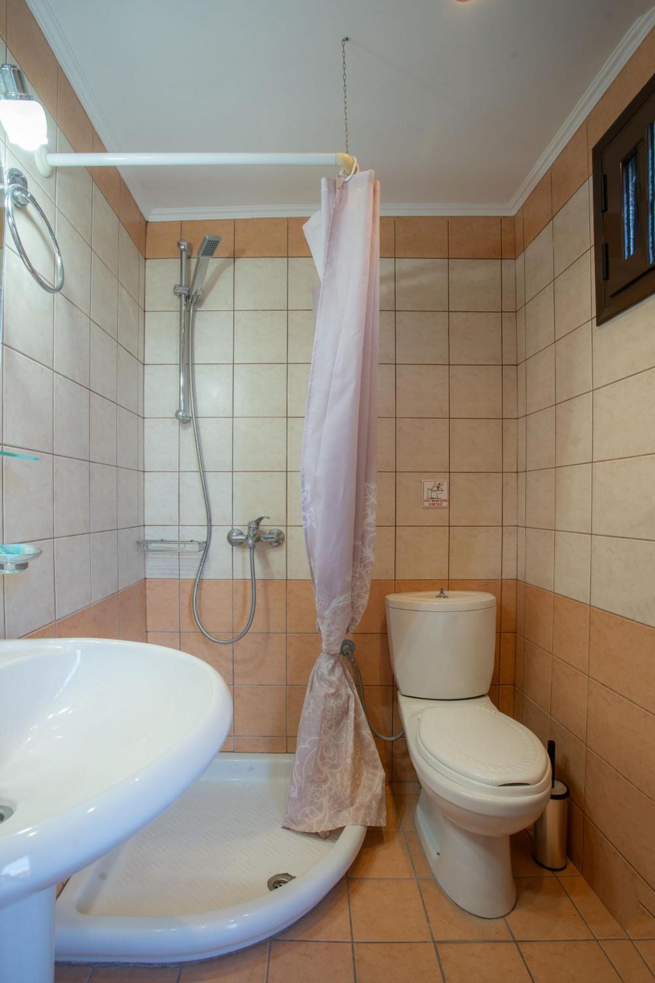 Eros Appartments Kalamítsi Chambre photo